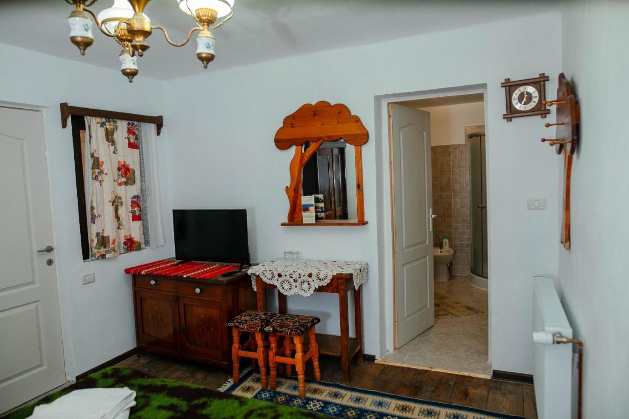 Casa Pe Valea Hartibaciului Barcut Exterior foto