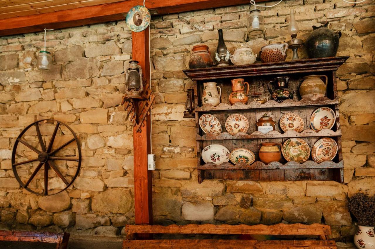 Casa Pe Valea Hartibaciului Barcut Exterior foto