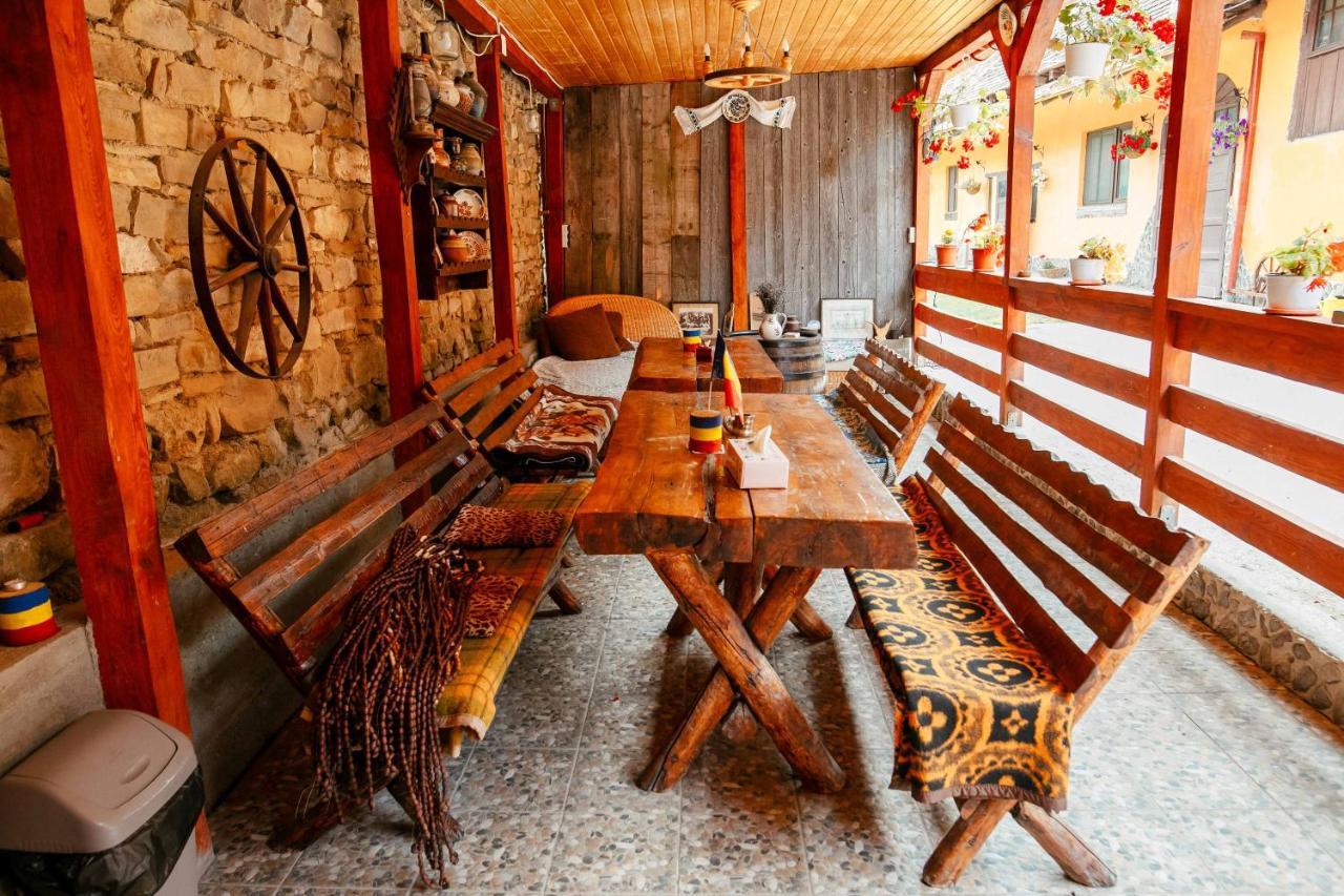 Casa Pe Valea Hartibaciului Barcut Exterior foto
